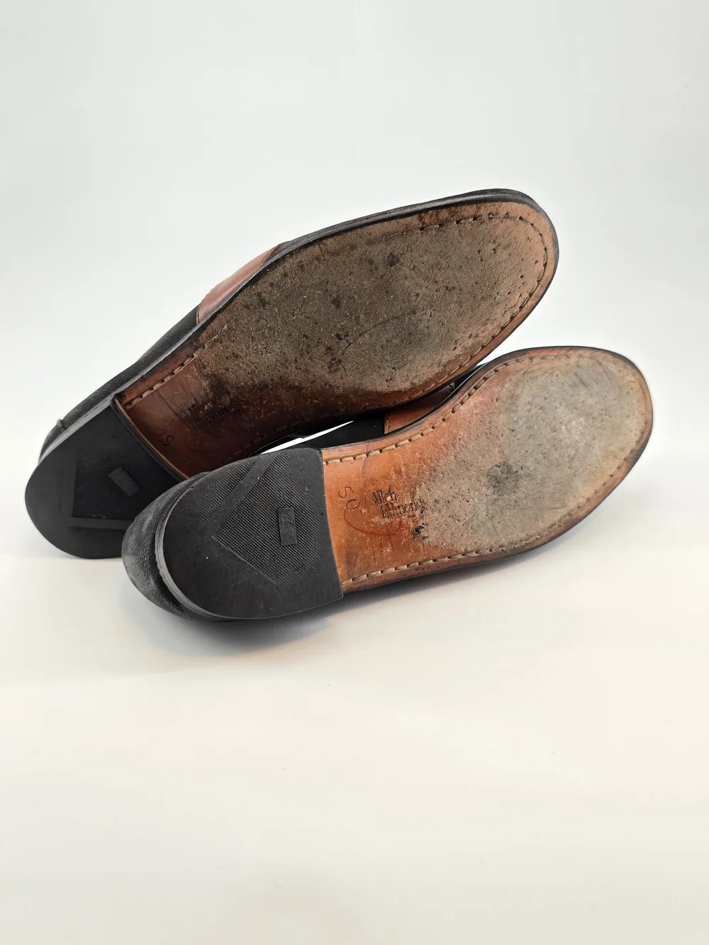 Allen Edmonds Townsend Black Nubuck and Brown Leather Penny Loafers 9.5 B